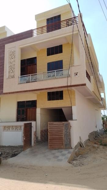 4bhk villa in niwaru road at prime location teeja nagar 2 kitchen fully ventilation corner villa for more info: 9828999971