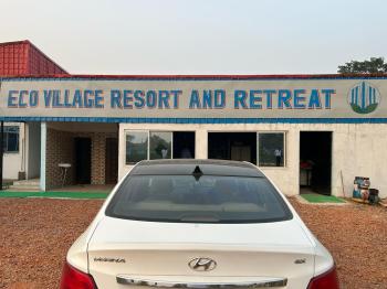 Resort & Retreat