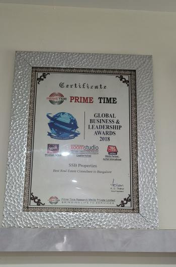 Global Business leadership Awards 2018 - Best realestate Consultant in bangalore- By Prime Time Research Media Pvt Ltd-at Holiday inn Intl airport New Delhi on
