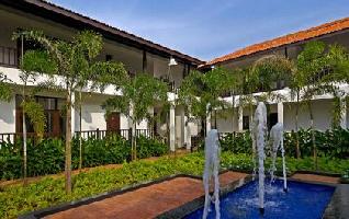 Casa Del Mar