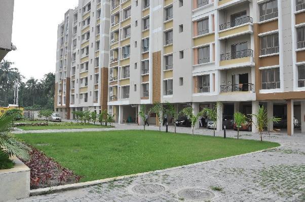Club Town Courtyard, Kolkata - Residential Apartments