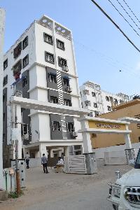 Aakriti Tirumala Arcade