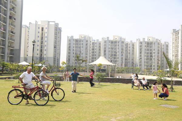 Omaxe Grand, Noida - Omaxe Grand