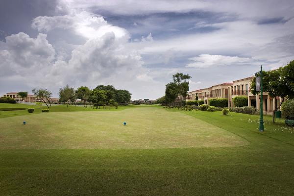 Silverglades Tarudhan Valley Golf Resort, Gurgaon - Silverglades Tarudhan Valley Golf Resort