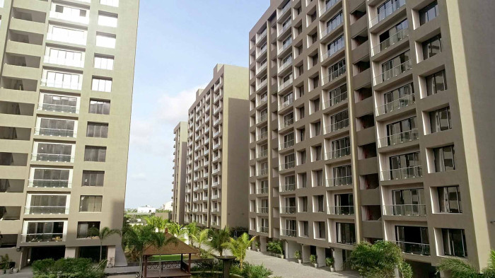 Avadh Carolina, Surat - 3 BHK Apartment
