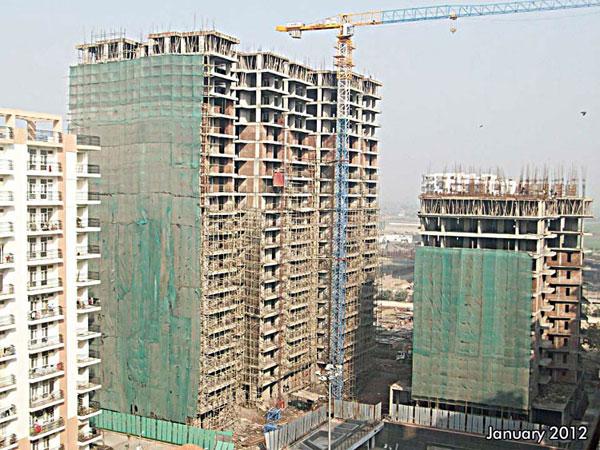 Gaur Grandeur, Noida - 2,3 and 4 BHK Luxury Apartments