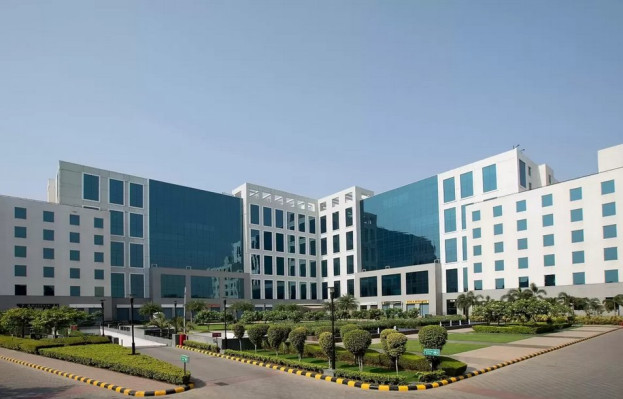 DLF Prime Towers, Delhi - DLF Prime Towers