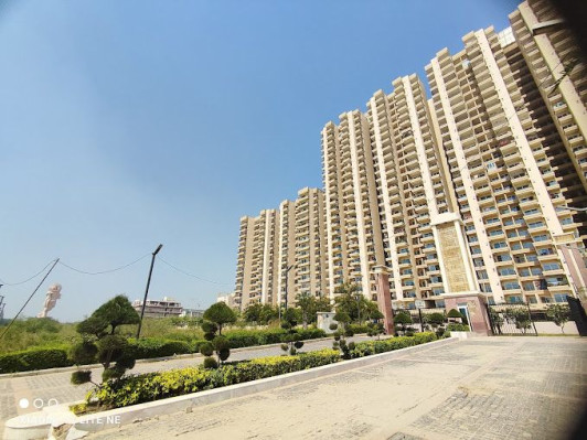 Gaur Yamuna City, Greater Noida - MIXED-Use Development