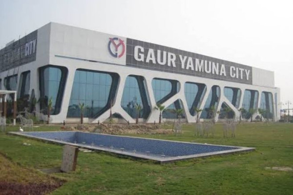 Gaur Yamuna City, Greater Noida - MIXED-Use Development