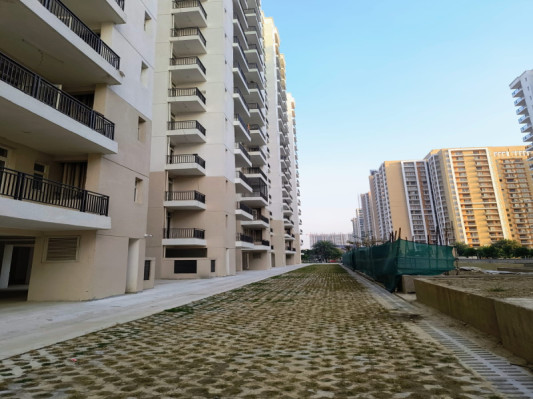 Omaxe Waterscapes, Lucknow - 3 BHK Residences