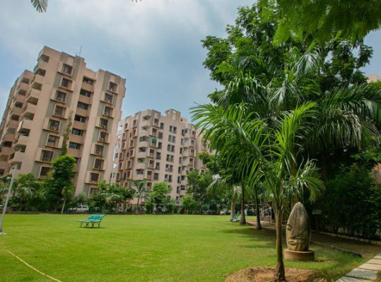 Bakeri Swara, Vadodara - 2/3/4 BHK Luxury Apartments