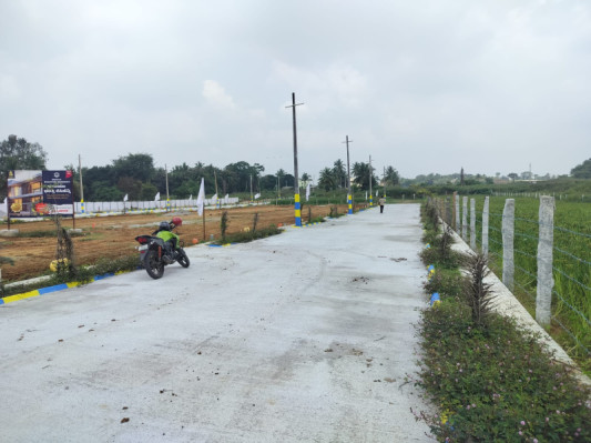 Erayaa Dharithri Residency, Bangalore - Residential Plots