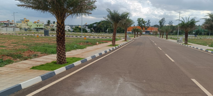 Oraiyan Spoorthy Divine, Bangalore - Residential Plots