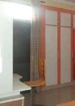 Som Apartment, 