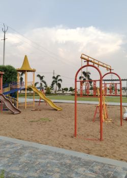 Kingmaker Universe, Super Corridor, Indore