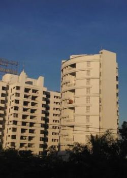 Crest Avenue, Pune