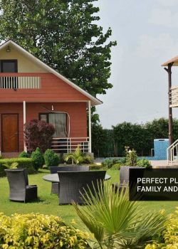 Green Beauty Farms, Sector 63 Noida