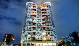 Kundan Emirus, Pune - Kundan Emirus