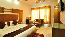 Adinath Green Meadow, Agra - Hotel & Restuarent