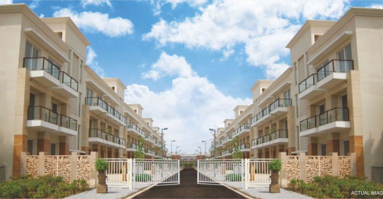 BPTP Astaire Gardens, Gurgaon - 2/3 BHK Builder Floor