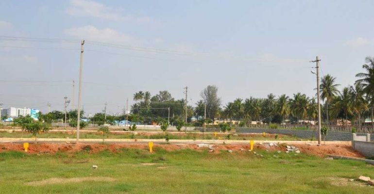 Aashrithaa Madhumitra Estates, Bangalore - Aashrithaa Madhumitra Estates