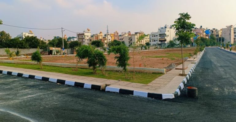 Oraiyan Mahasree Residency, Bangalore - Premium Villas Plots