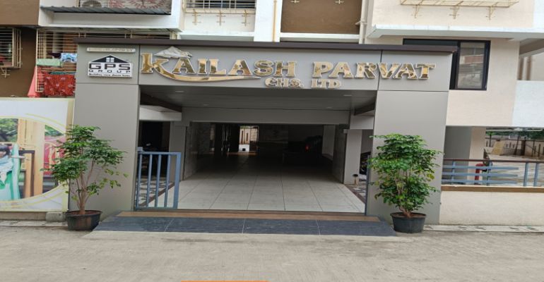 Kailash Parvat Chsl, Thane - 1/2 BHK Apartment
