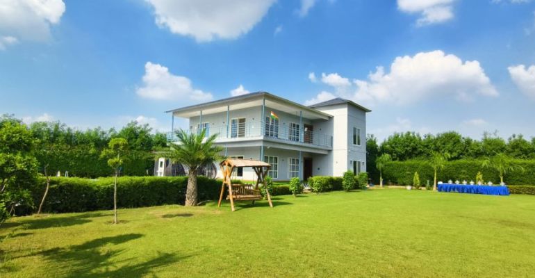 The Lake View Farms, Noida - Residential Plots