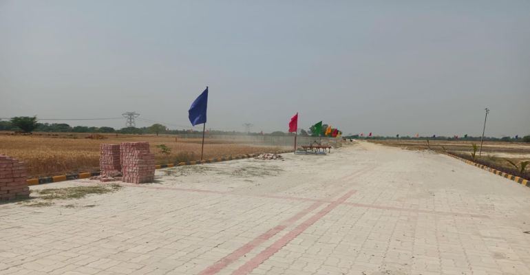 Chandrodaya Kutir, Vrindavan - Residential Plots