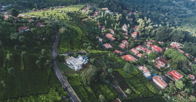 Adar, Nilgiris - A Dreamy and Luxurious Plots