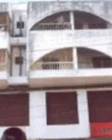Metro Plaza