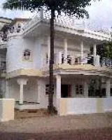 Dona Paula Apartments
