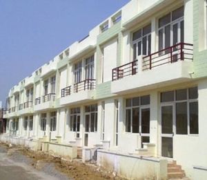 Sushant Golf City Greenwood Villas