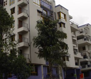 Belani Belmont Apartments