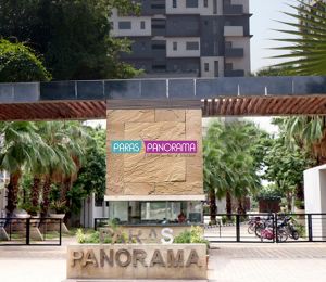 Paras Panorama