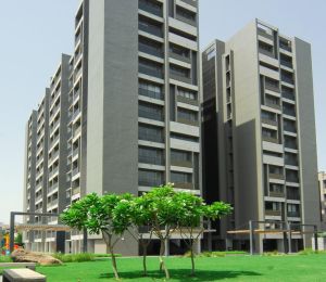 Goyal Riviera Elegance