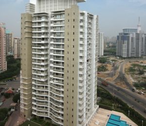 DLF Royalton Towers