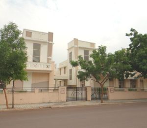 Parsvnath Royale Villas