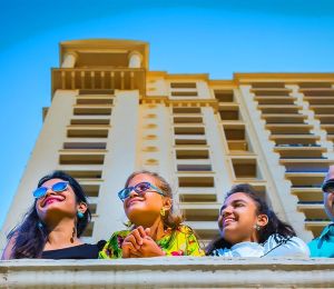 Hiranandani Bayview