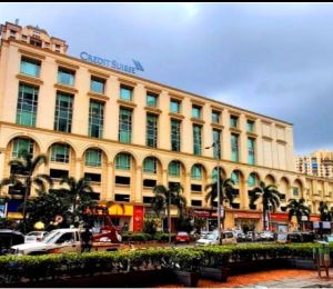 Powai Plaza