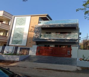 Golf Pride Homes