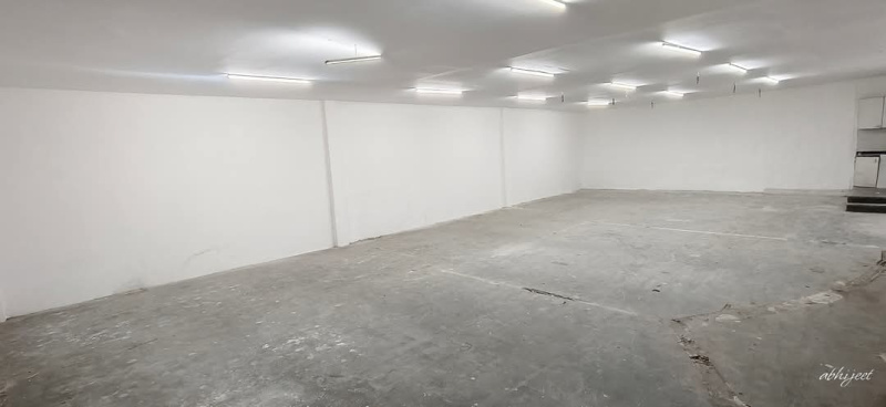  4000 Sq.ft. Commercial Shop for Rent in Shivaji Nagar, Pune