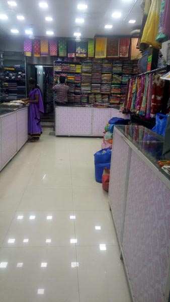 Commercial Shop 1150 Sq.ft. for Rent in