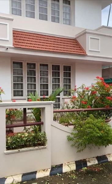 4 BHK House 2850 Sq.ft. for Sale in Chembukkav, Thrissur