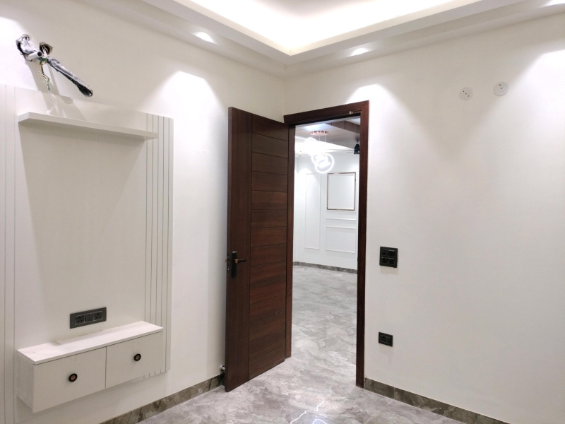 2 BHK 1200 Sq.ft. Apartment for Rent in Sector 12 Dwarka, Delhi