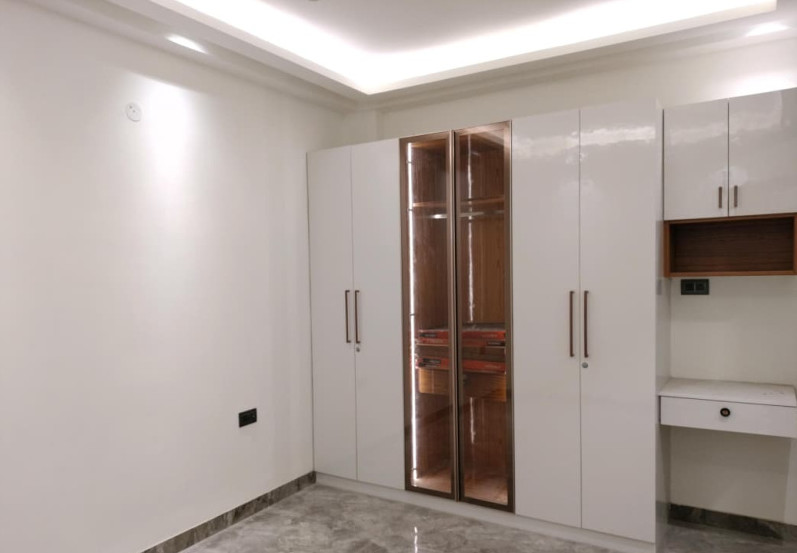 2 BHK 1300 Sq.ft. Apartment for Rent in Sector 14 Dwarka, Delhi