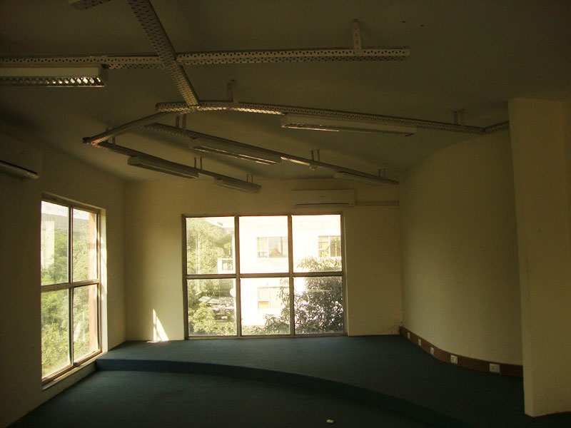  25340 Sq.ft. Office Space for Rent in Lawrance Road, Delhi