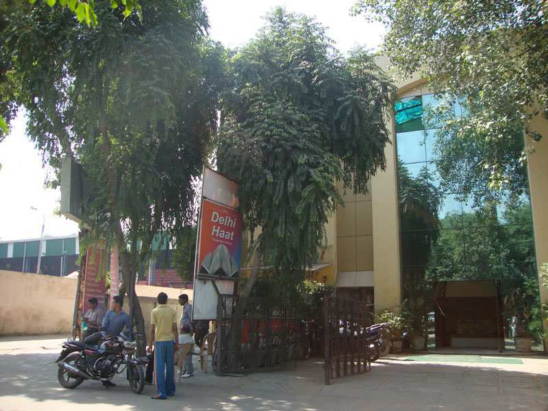  49891 Sq.ft. Office Space for Rent in Lawrance Road, Delhi