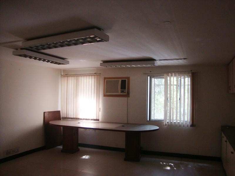 Office Space 2482 Sq.ft. for Rent in