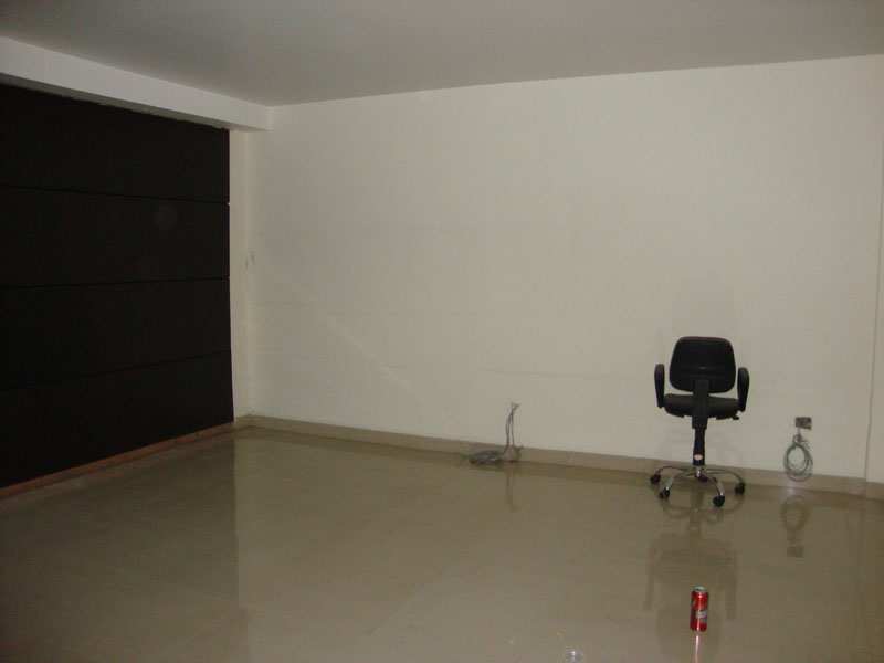 Office Space 2215 Sq.ft. for Rent in